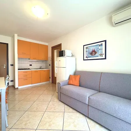 아파트 Sweet Hideaway In For Four Guests *