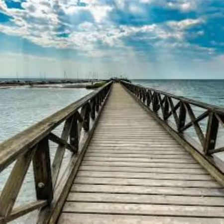 Sweet Hideaway In For Four Guests Apartment